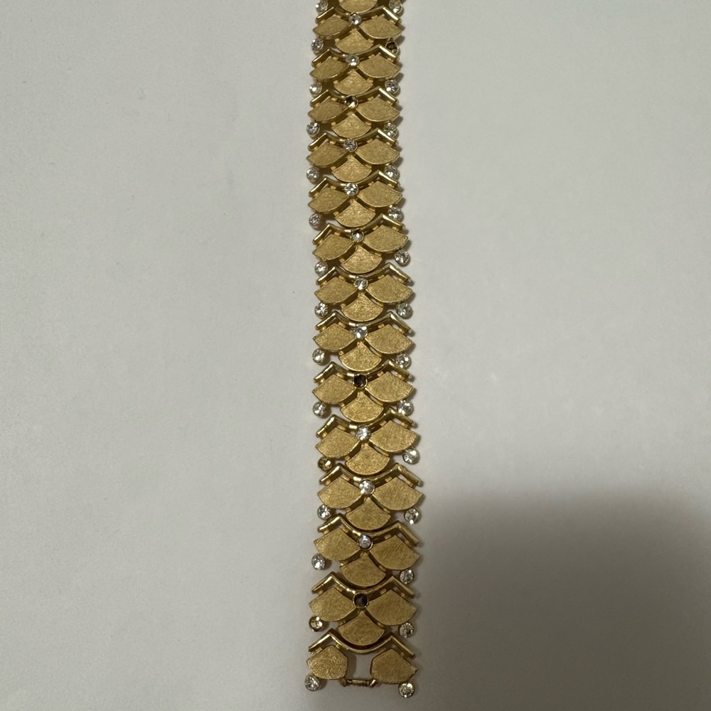 VINTAGE CROWN TRIFARI SIGNED CLEAR RHINESTONE BRACELET